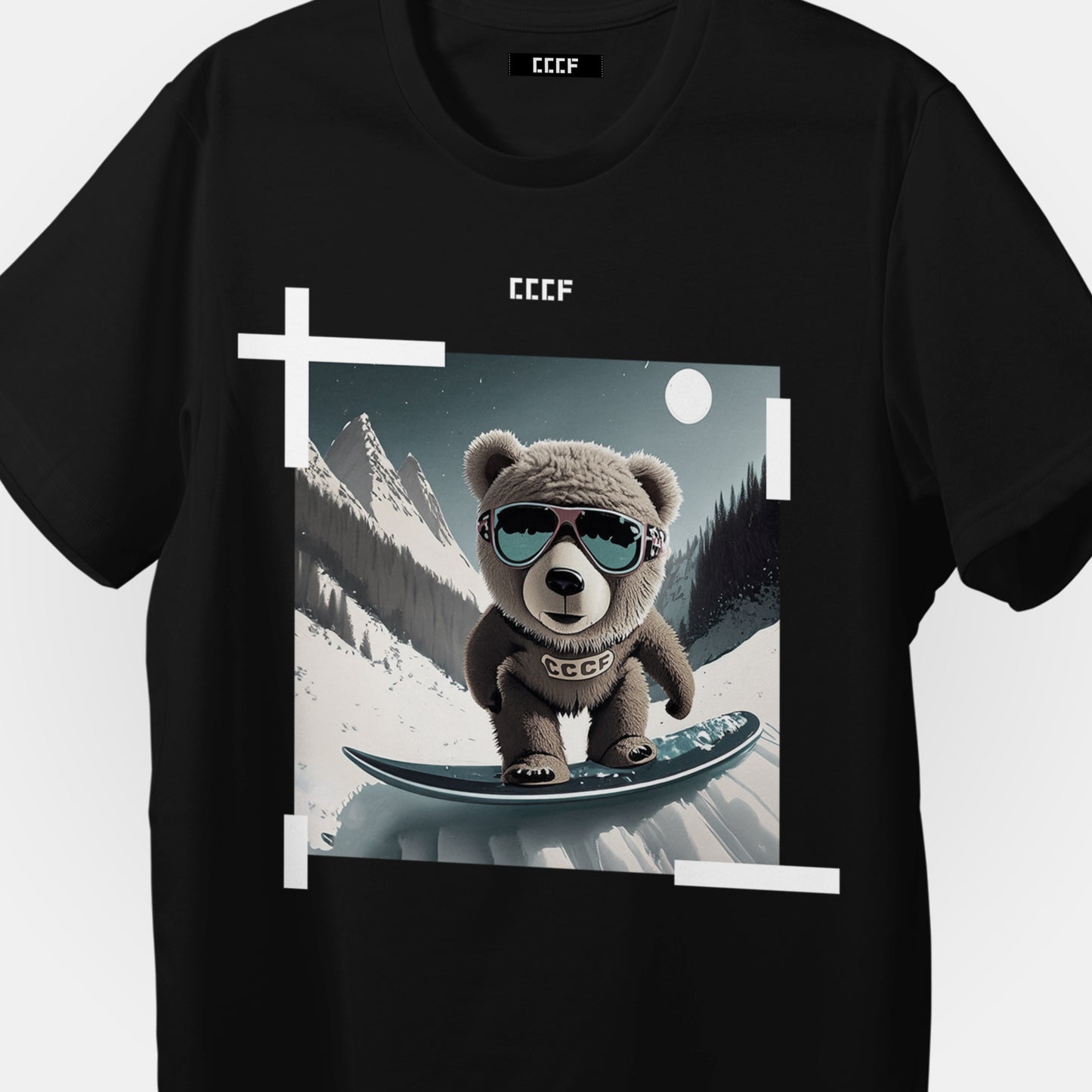 【予約商品】BEAR Surfing in the Snowy Mountain オーバーサイズ Tシャツ