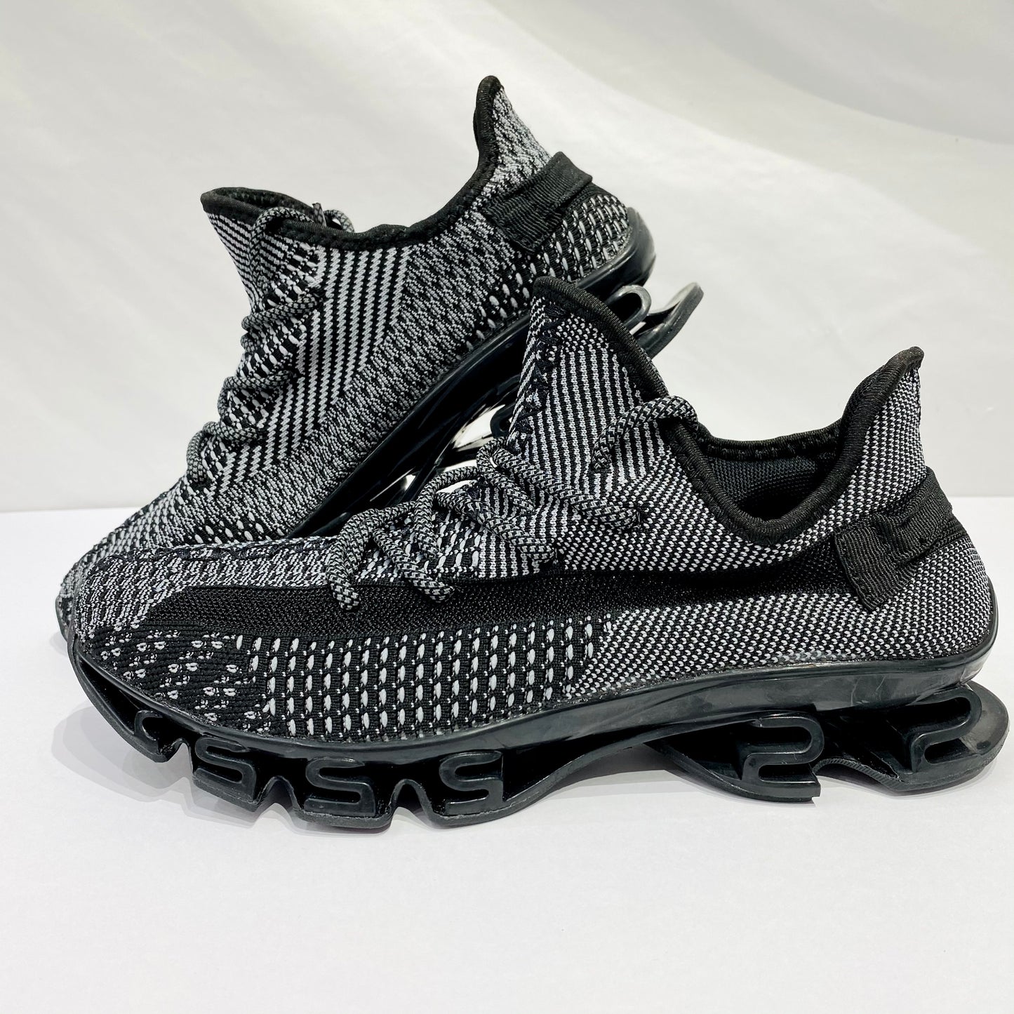 Mesh_sports shoes