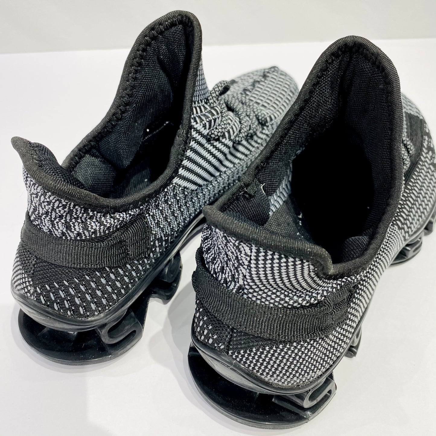 Mesh_sports shoes