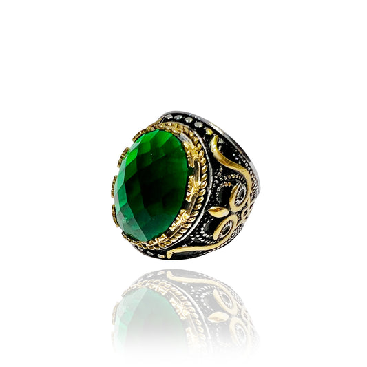 green stone_vintage ring_gold